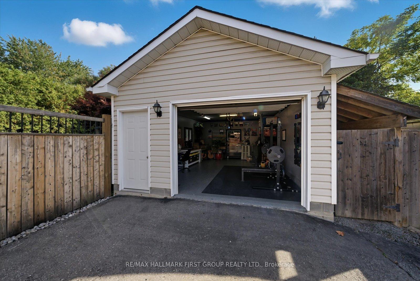 Photo 30 of 23 Flett Street, Clarington, Bowmanville — HOMEH