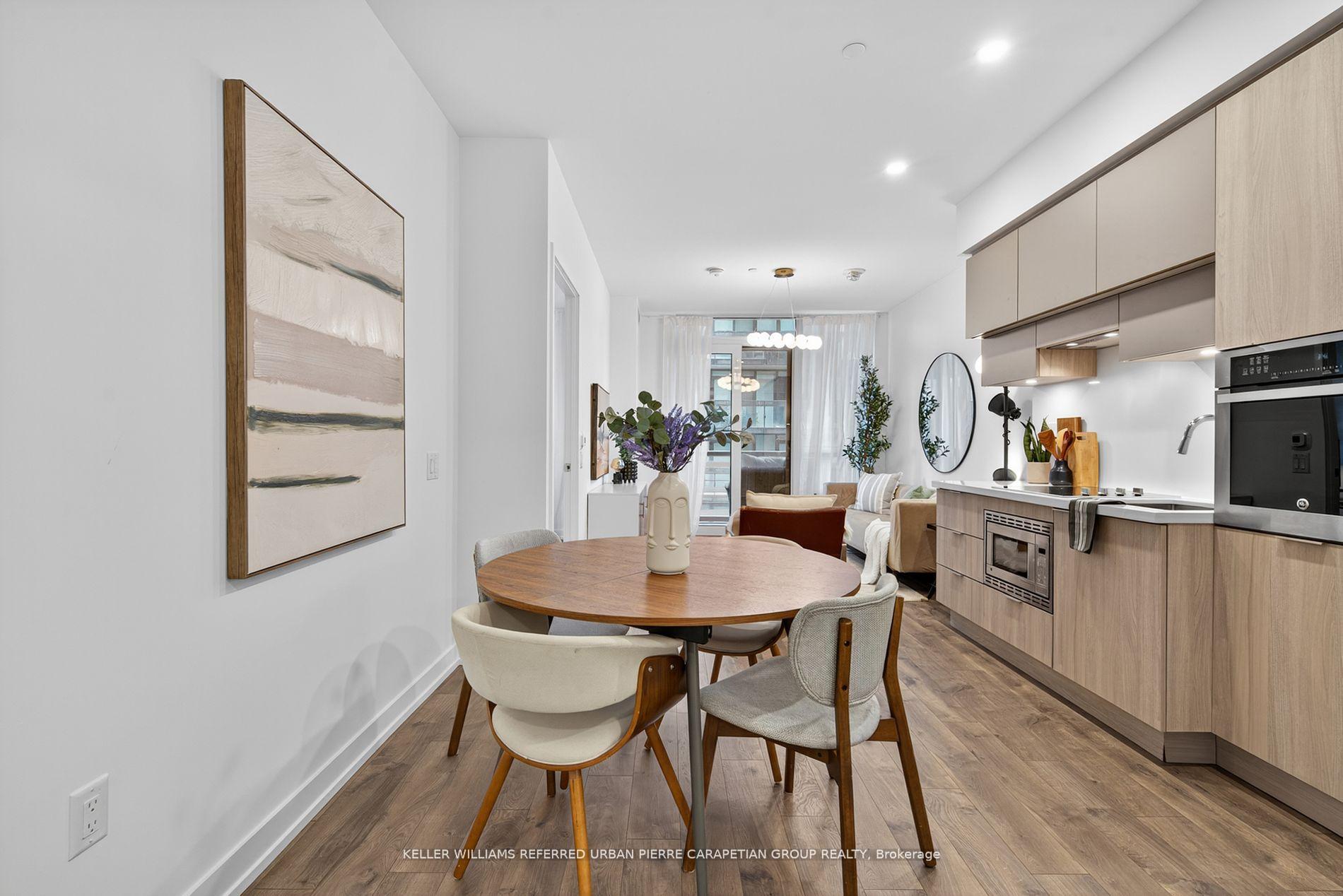 Photo 11 of Unit 408, 39 Roehampton Avenue, Toronto, Mount Pleasant West — HOMEH