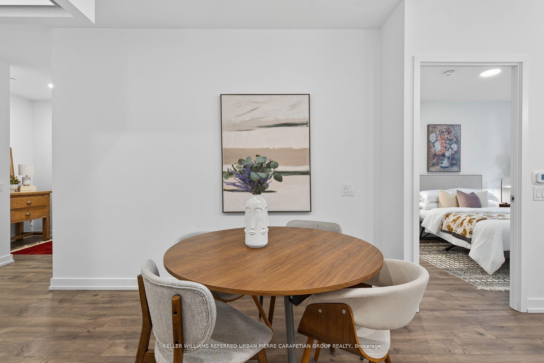 Photo 9 of Unit 408, 39 Roehampton Avenue, Toronto, Mount Pleasant West — HOMEH