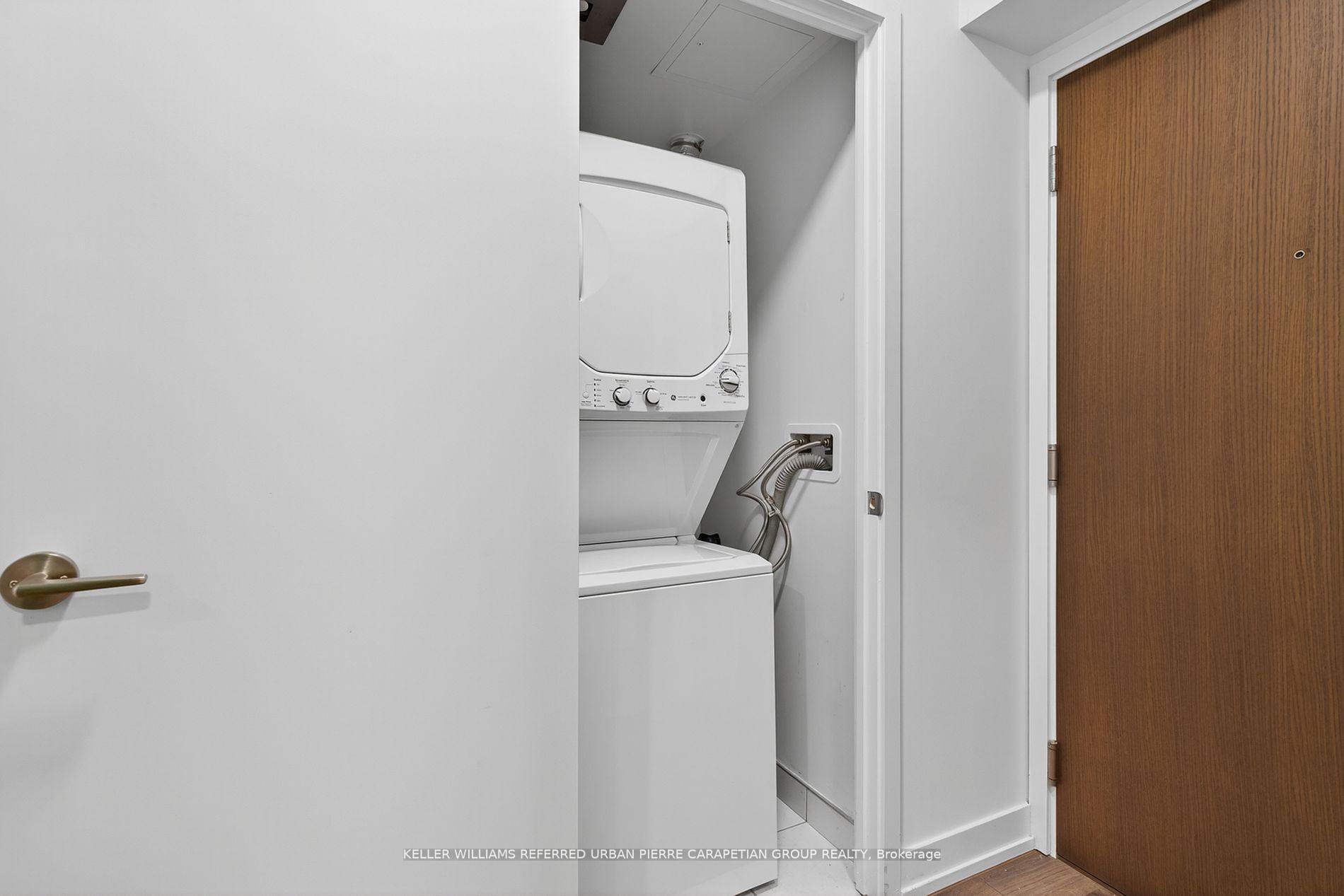 Photo 23 of Unit 408, 39 Roehampton Avenue, Toronto, Mount Pleasant West — HOMEH