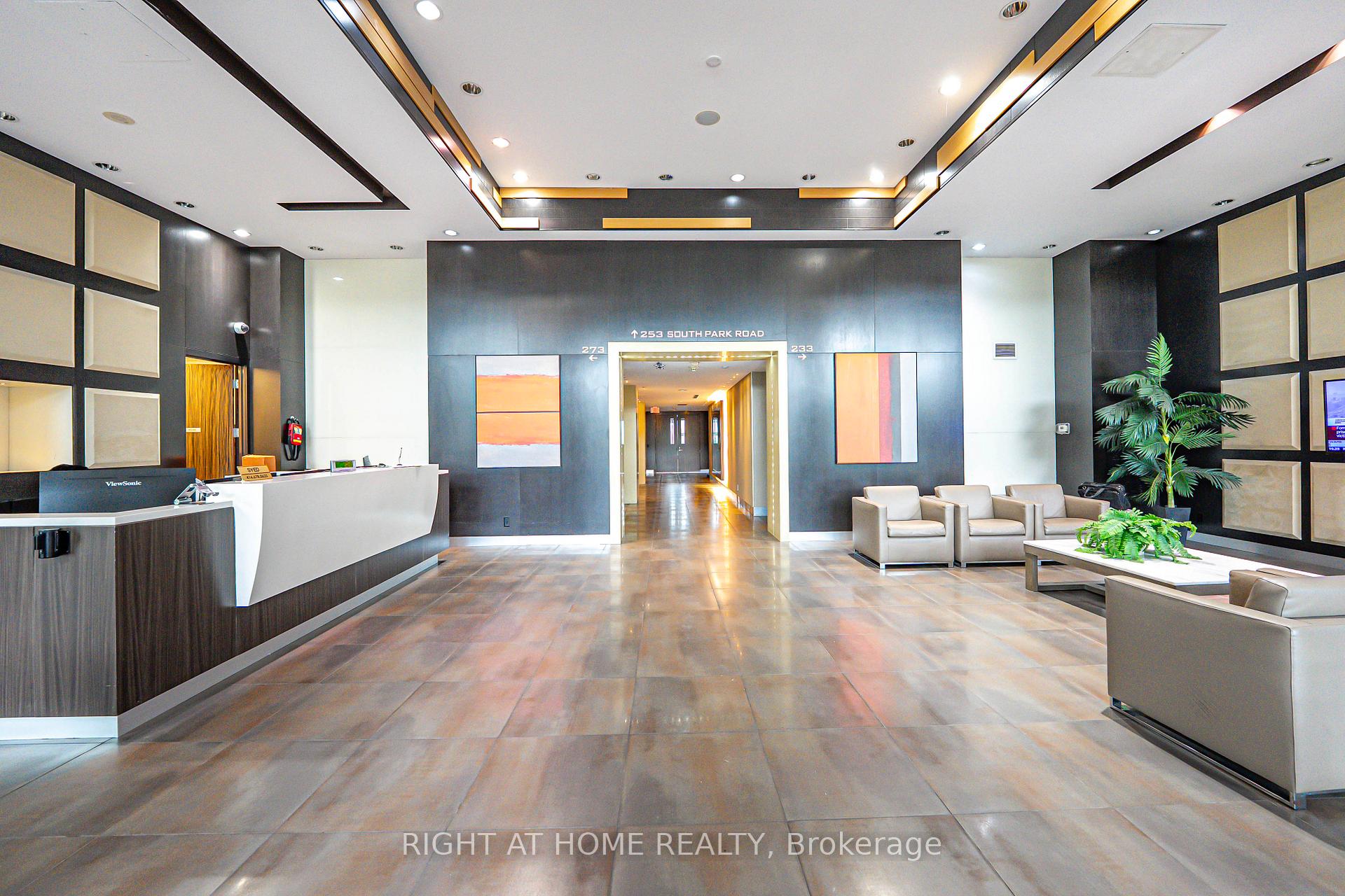 Photo 4 of Unit 809, 273 South Park Road, Markham, Commerce Valley — HOMEH