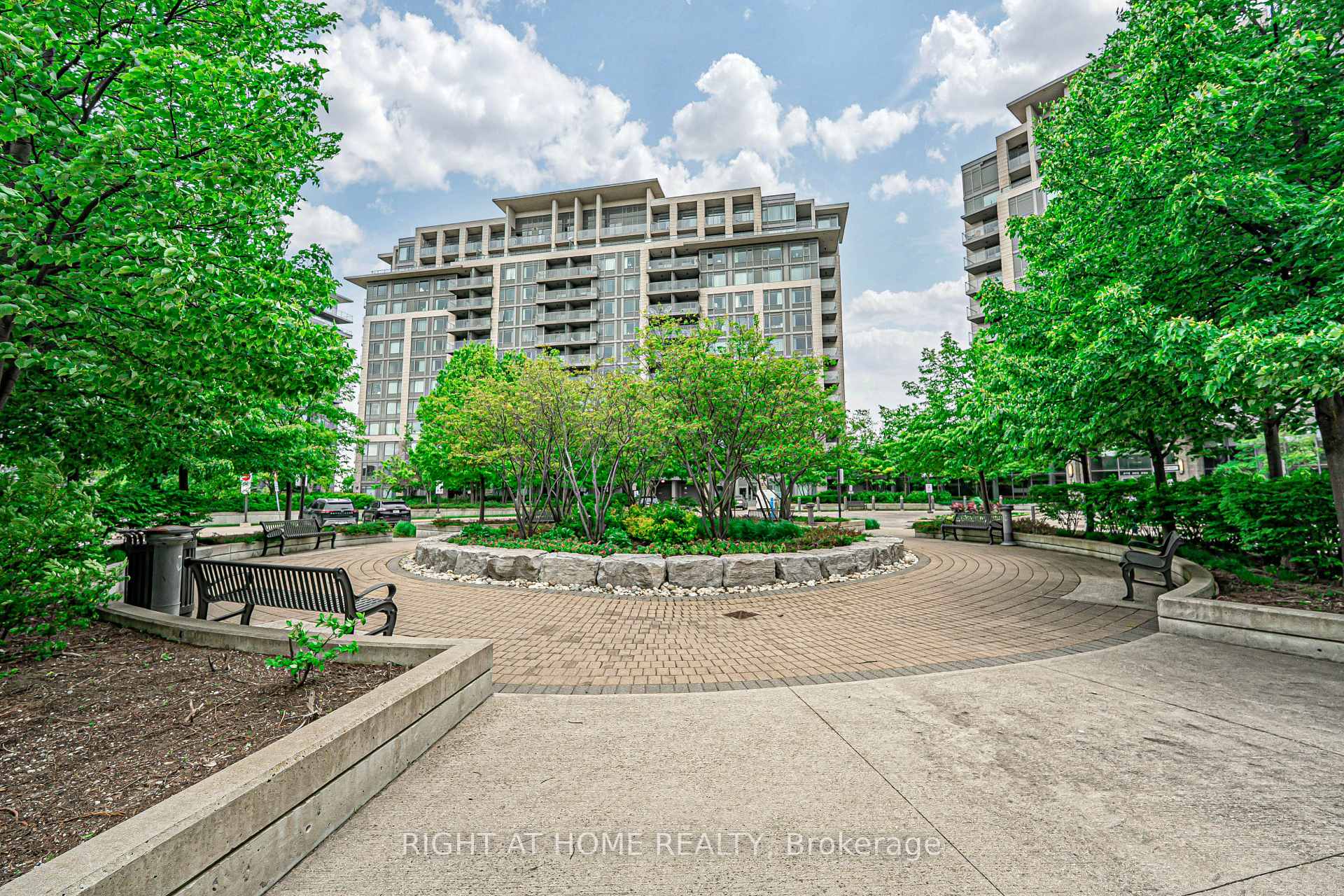 Photo 6 of Unit 809, 273 South Park Road, Markham, Commerce Valley — HOMEH