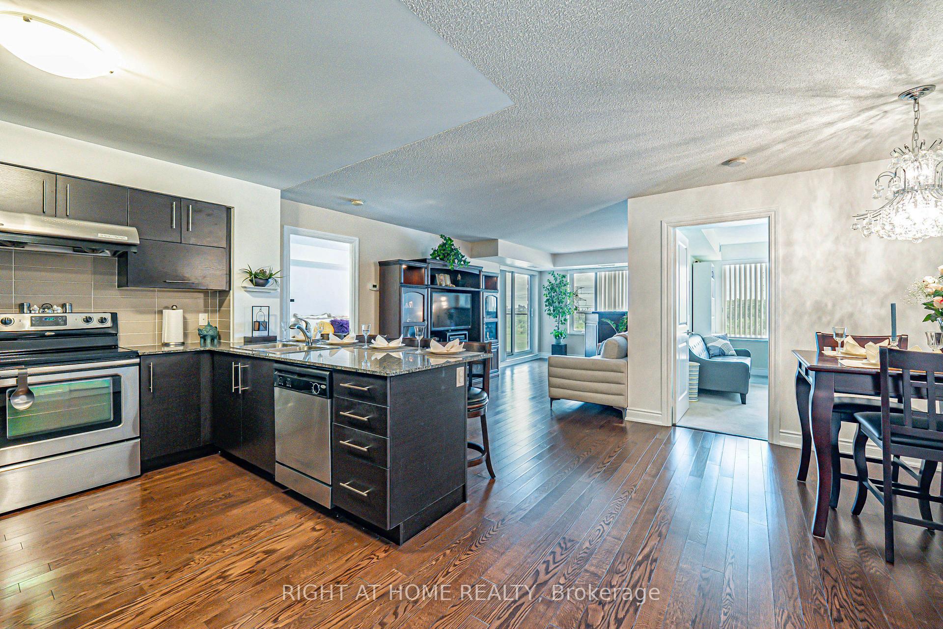 Photo 15 of Unit 809, 273 South Park Road, Markham, Commerce Valley — HOMEH