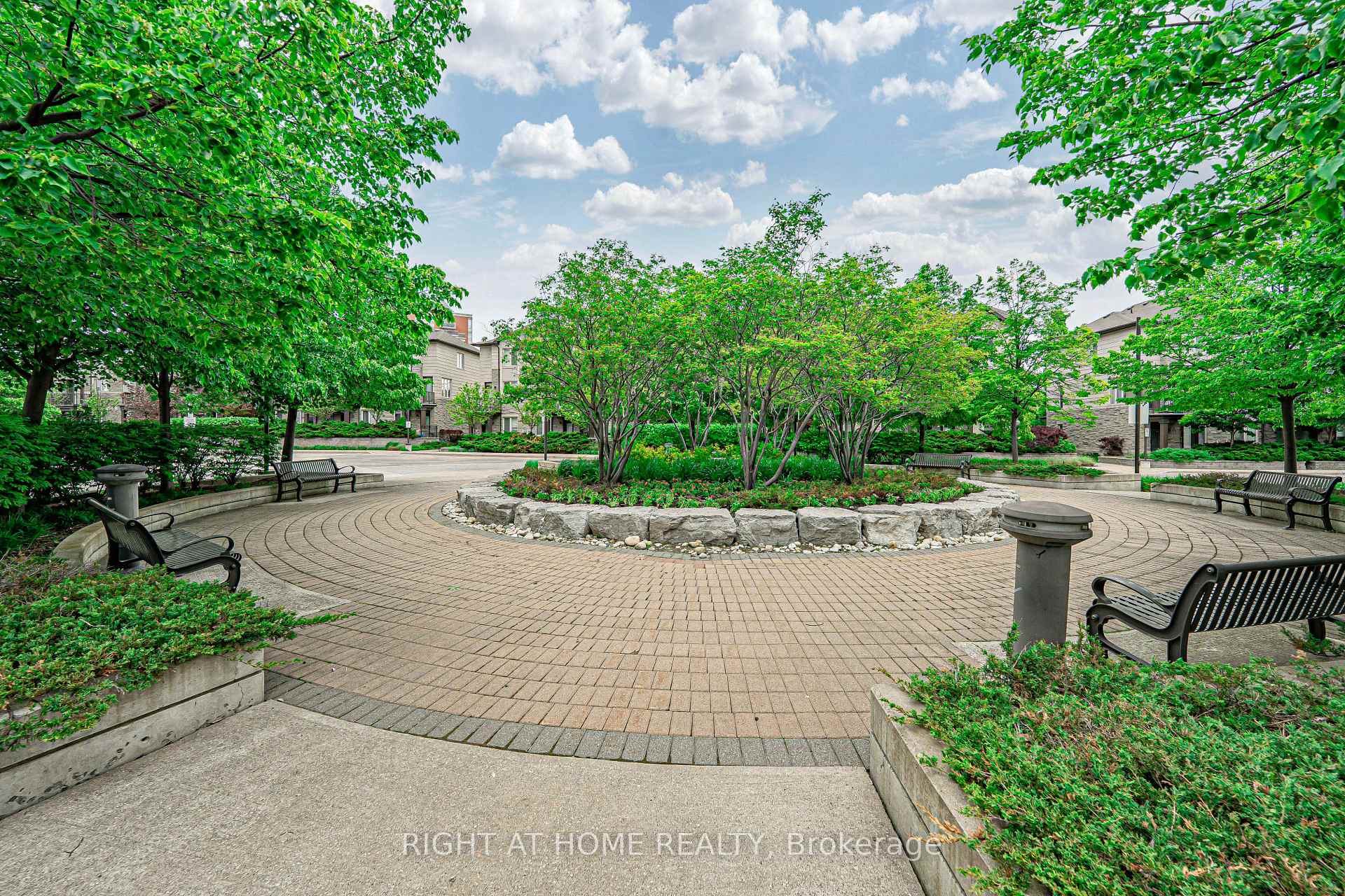Photo 16 of Unit 809, 273 South Park Road, Markham, Commerce Valley — HOMEH