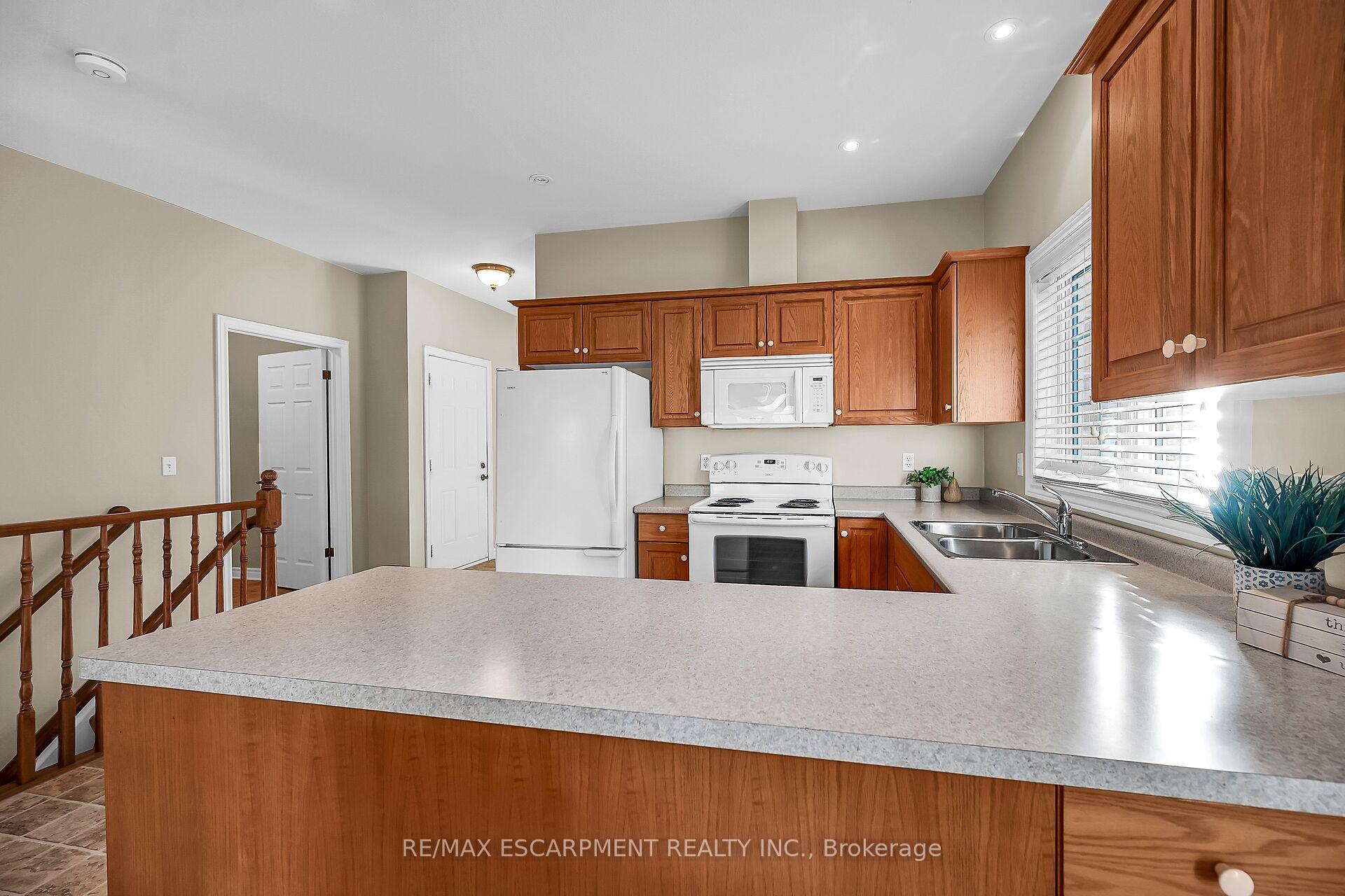 Photo 26 of Unit 17, 1041 Pine Street, Haldimand, Dunnville — HOMEH