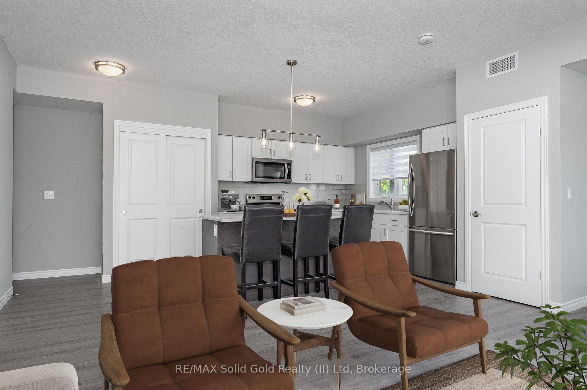 Photo 6 of Unit 210, 408 Guelph Avenue, Cambridge — HOMEH