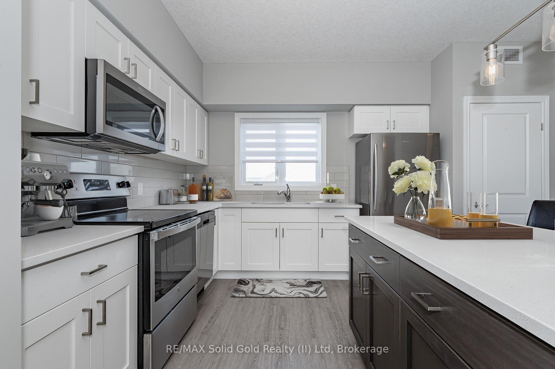 Photo 4 of Unit 210, 408 Guelph Avenue, Cambridge — HOMEH