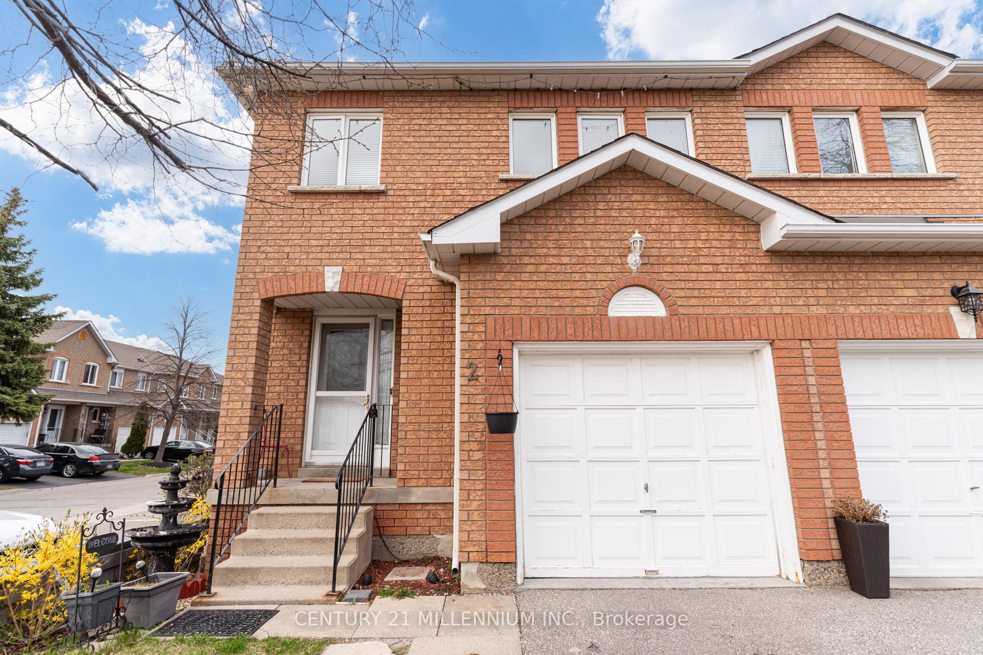 Photo 2 of Unit 2, 200 Cresthaven Road, Brampton, Snelgrove — HOMEH