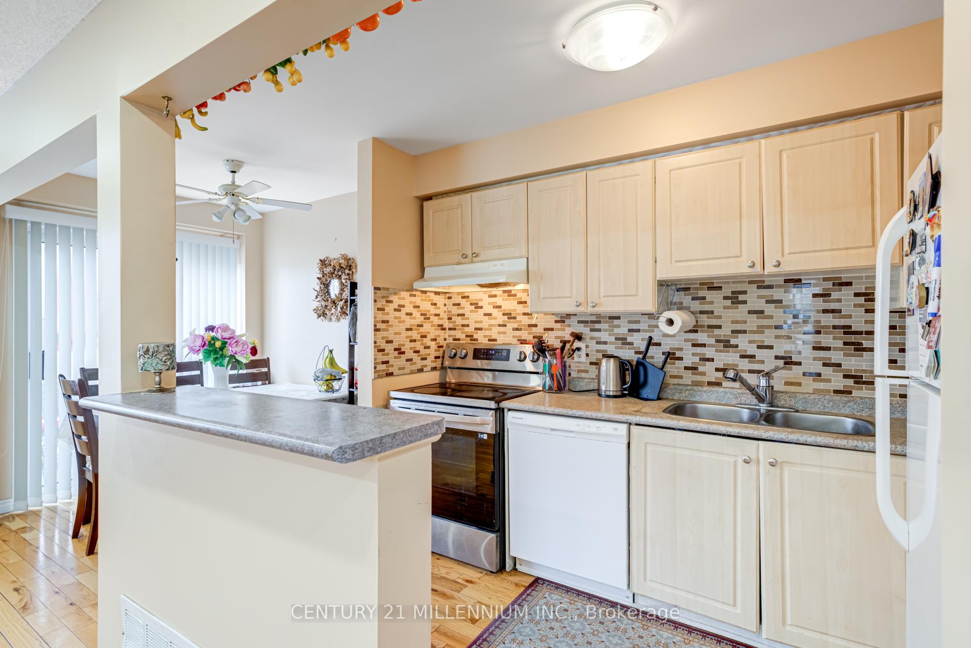 Photo 6 of Unit 2, 200 Cresthaven Road, Brampton, Snelgrove — HOMEH