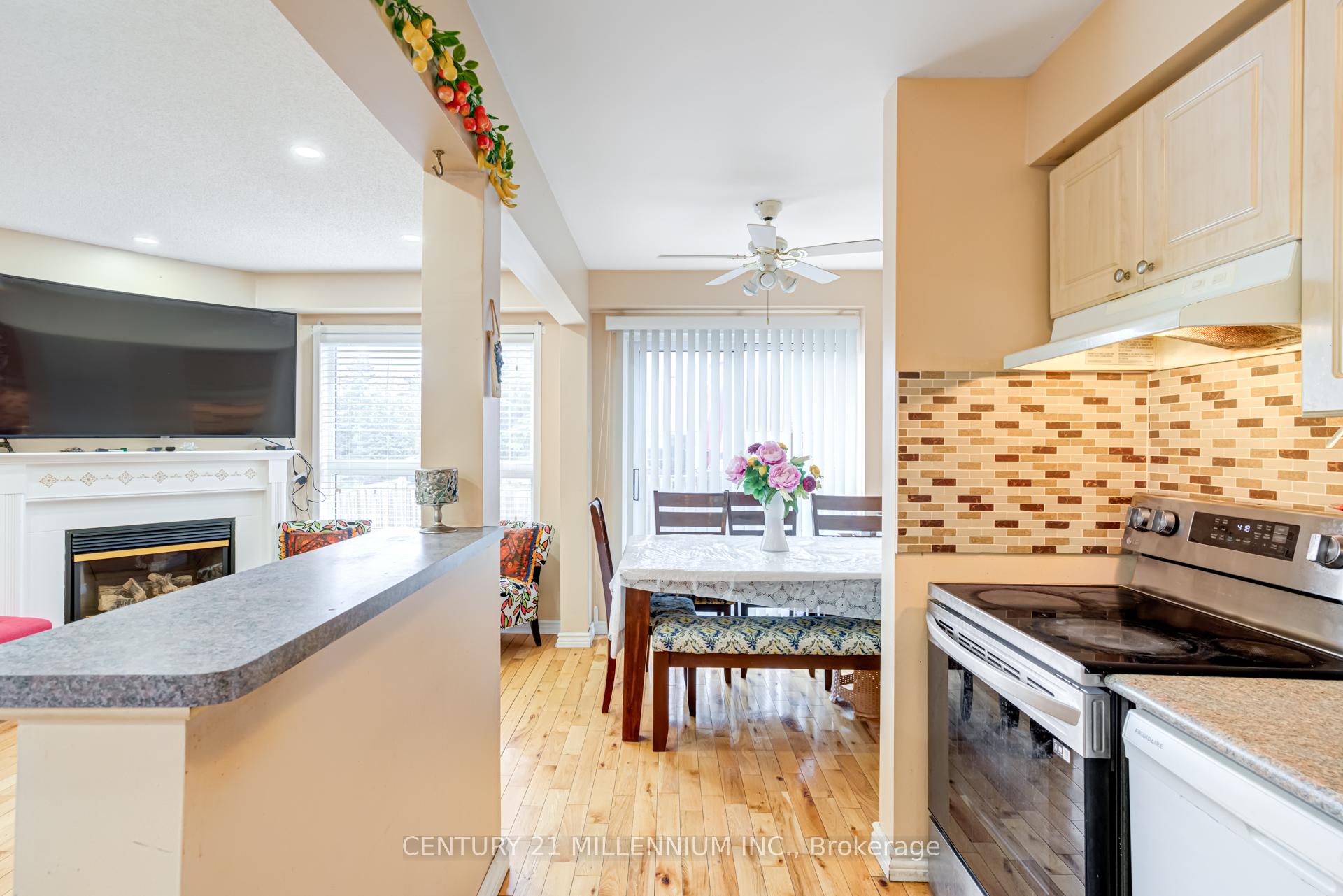 Photo 5 of Unit 2, 200 Cresthaven Road, Brampton, Snelgrove — HOMEH
