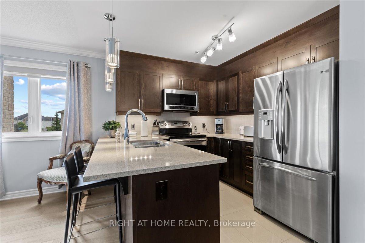 Photo 10 of Unit 202, 141 Potts Private, Ottawa, Notting Hill/Summerside — HOMEH