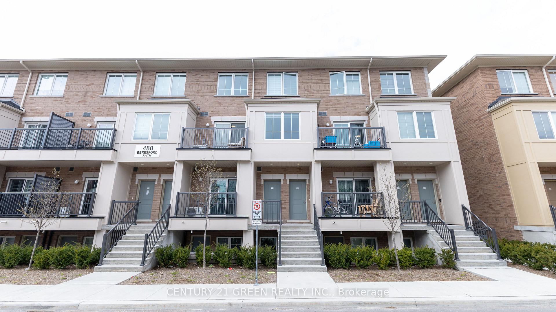 Front of Unit 8, 480 Beresford Path