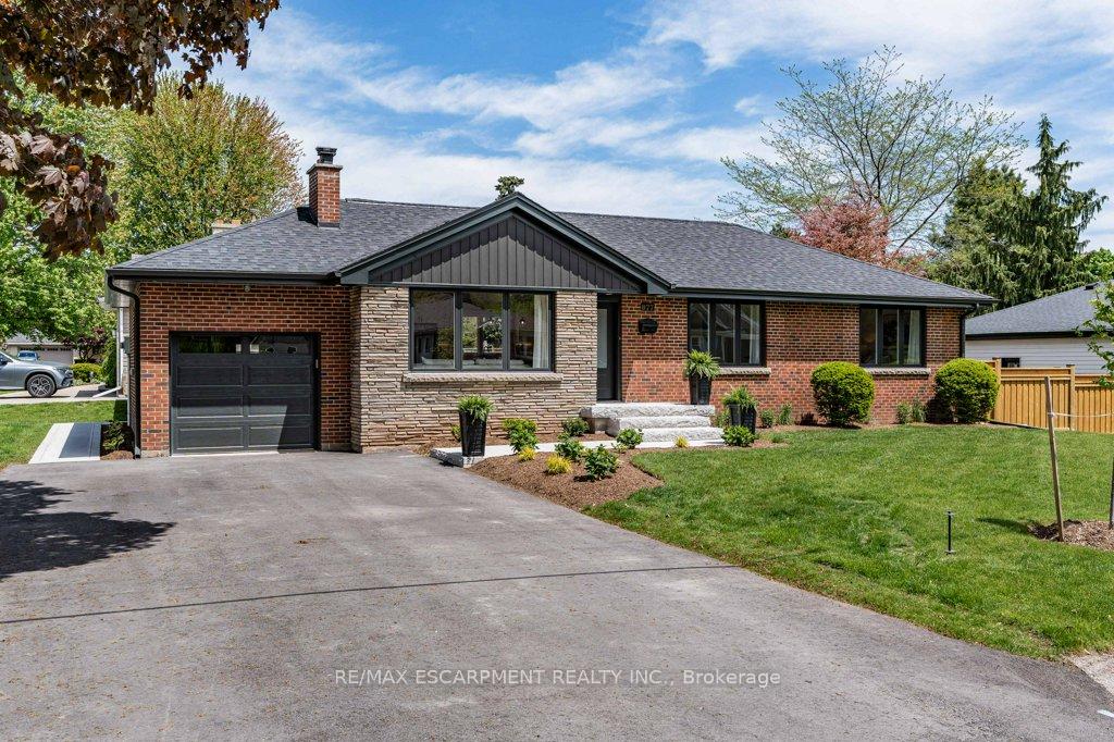 Photo 1 of 877 Condor Drive, Burlington, LaSalle — HOMEH
