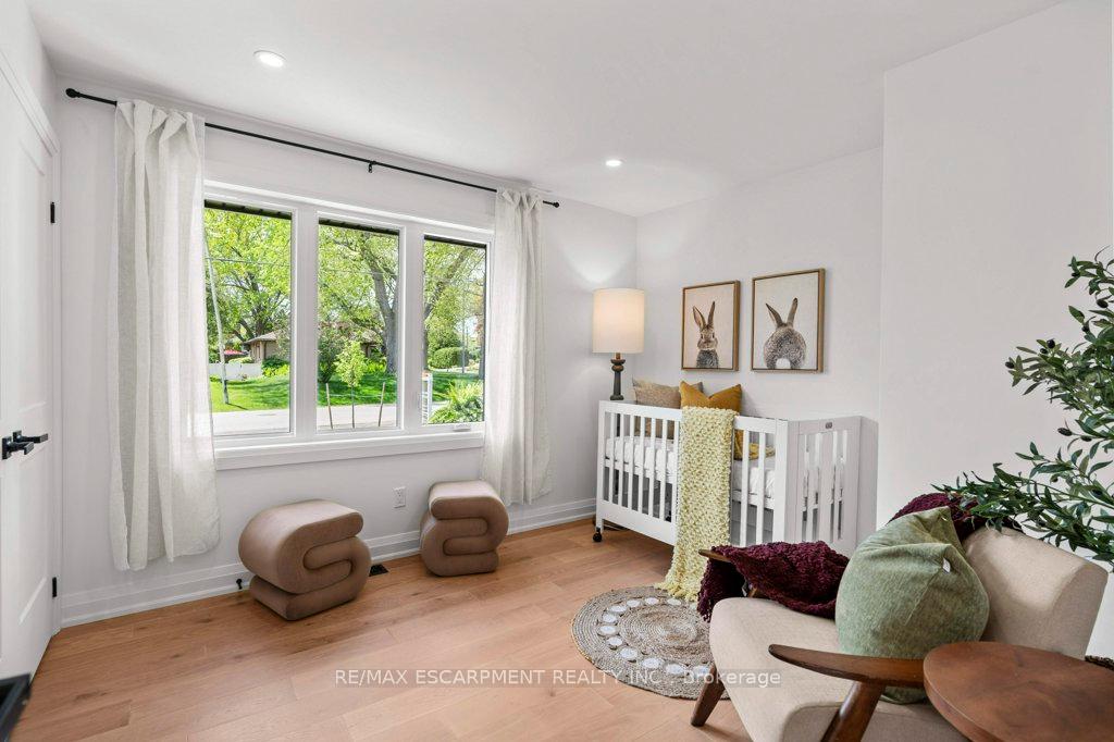Photo 22 of 877 Condor Drive, Burlington, LaSalle — HOMEH