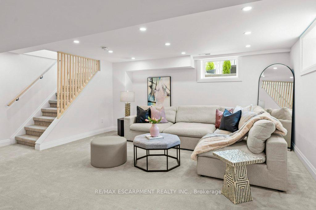 Photo 29 of 877 Condor Drive, Burlington, LaSalle — HOMEH