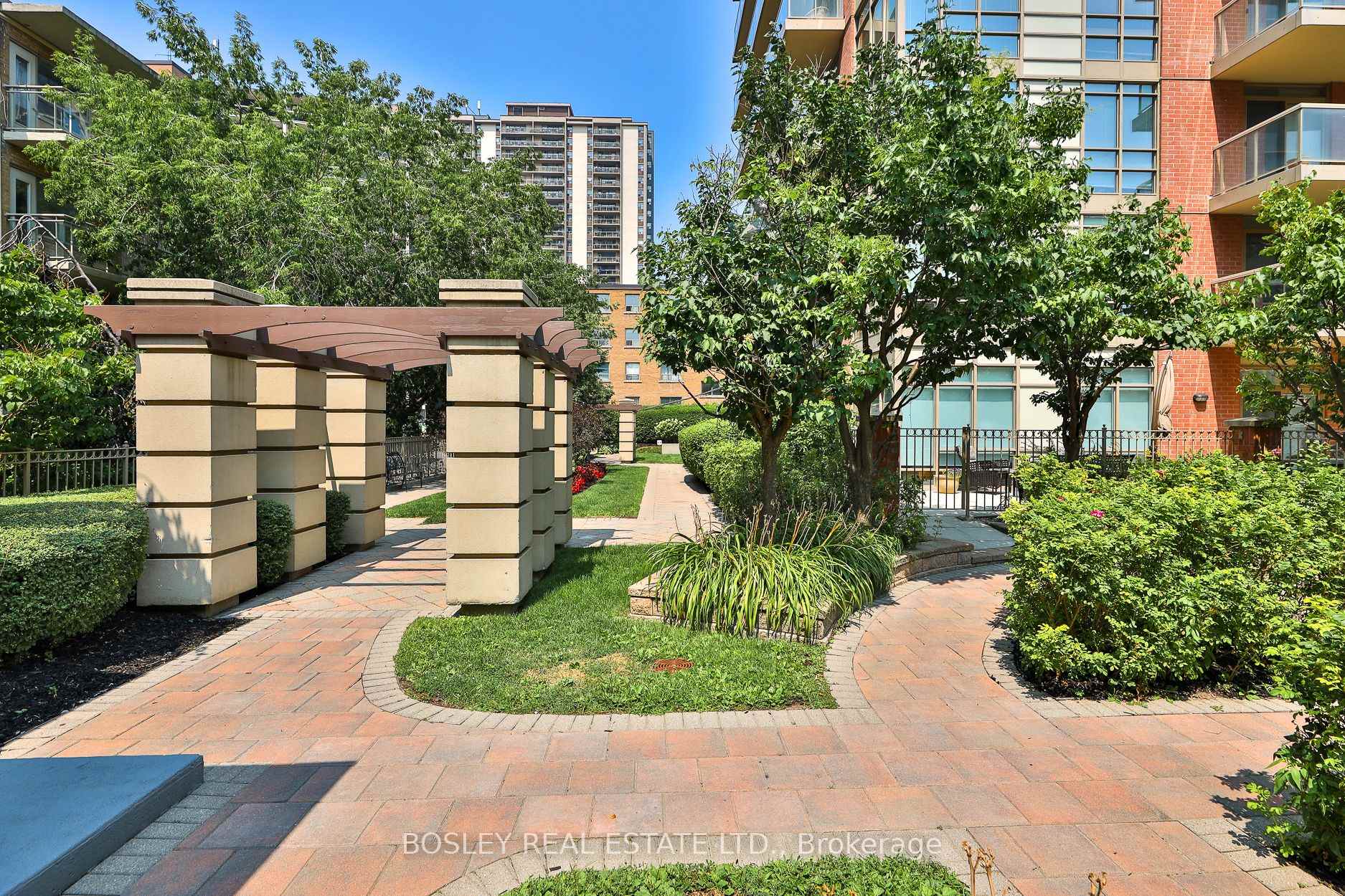 Photo 34 of Unit 412, 900 Mount Pleasant Road, Toronto, Mount Pleasant West — HOMEH