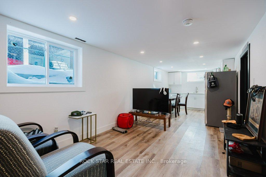Photo 4 of Unit Lower, 859 Upper Ottawa Street, Hamilton, Berrisfield — HOMEH