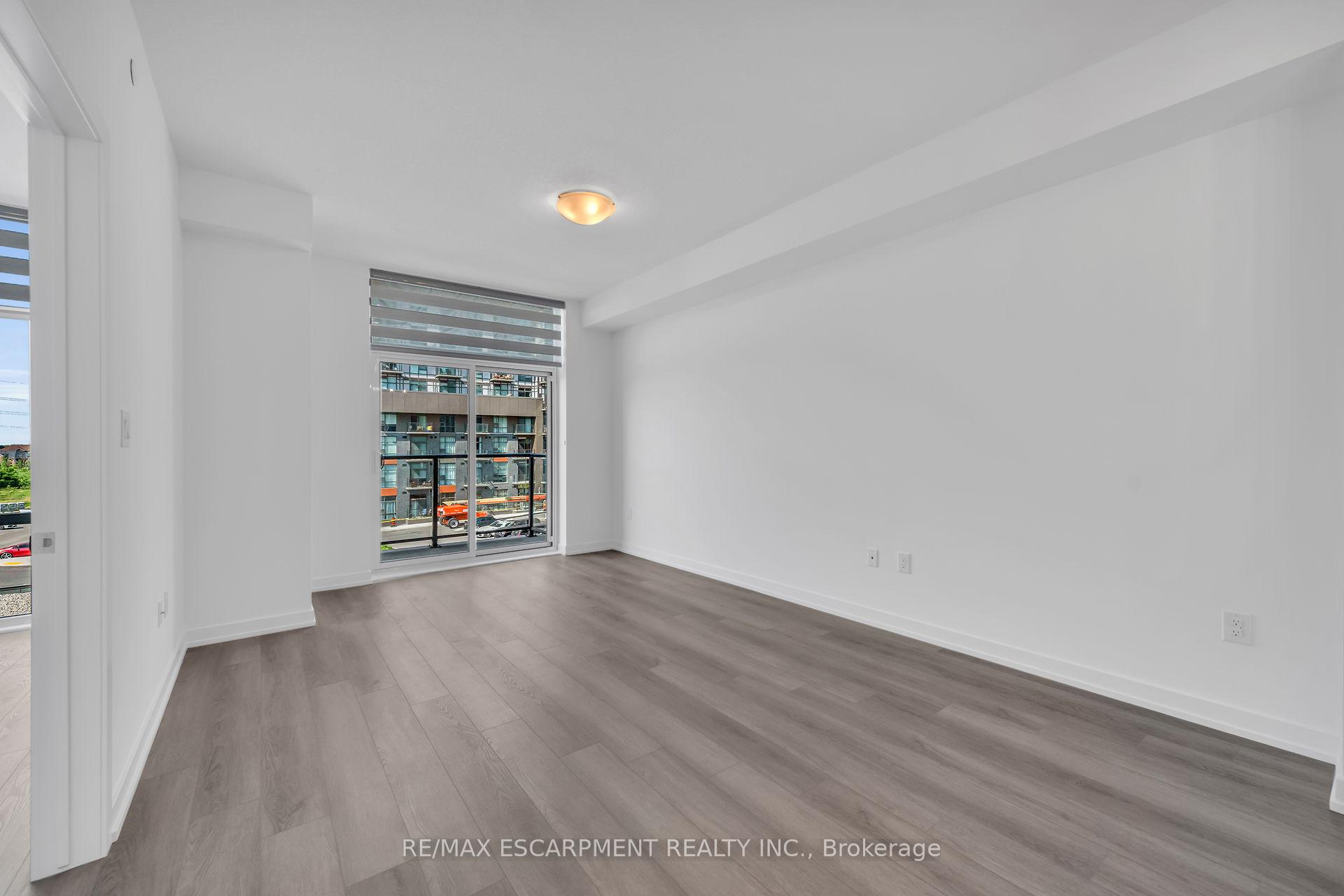 Photo 17 of Unit 331, 460 Dundas Street E, Hamilton, Waterdown — HOMEH