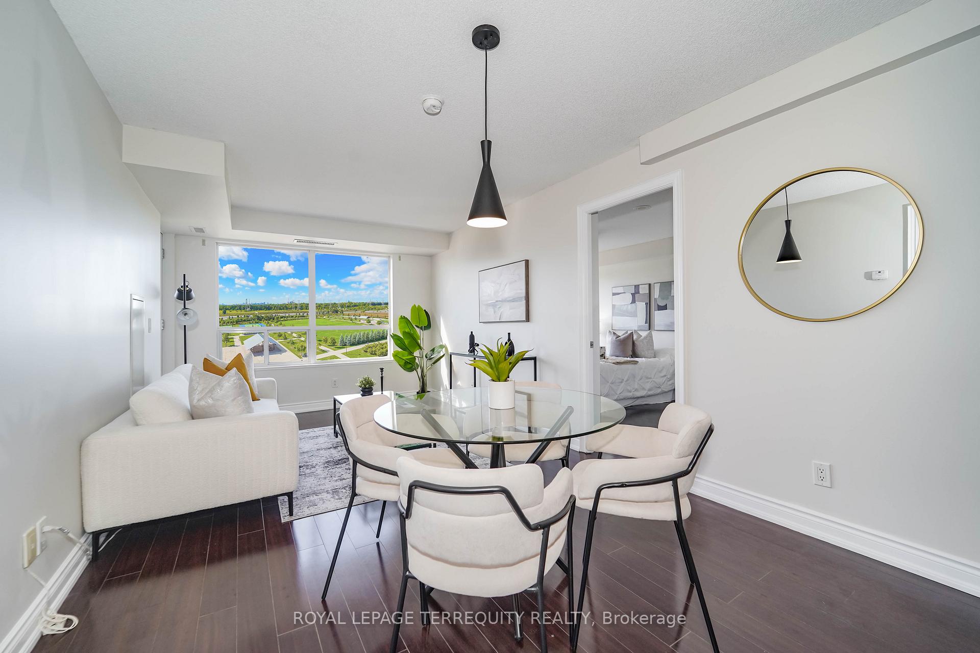 Photo 7 of Unit 1011, 39 Galleria Parkway, Markham, Commerce Valley — HOMEH