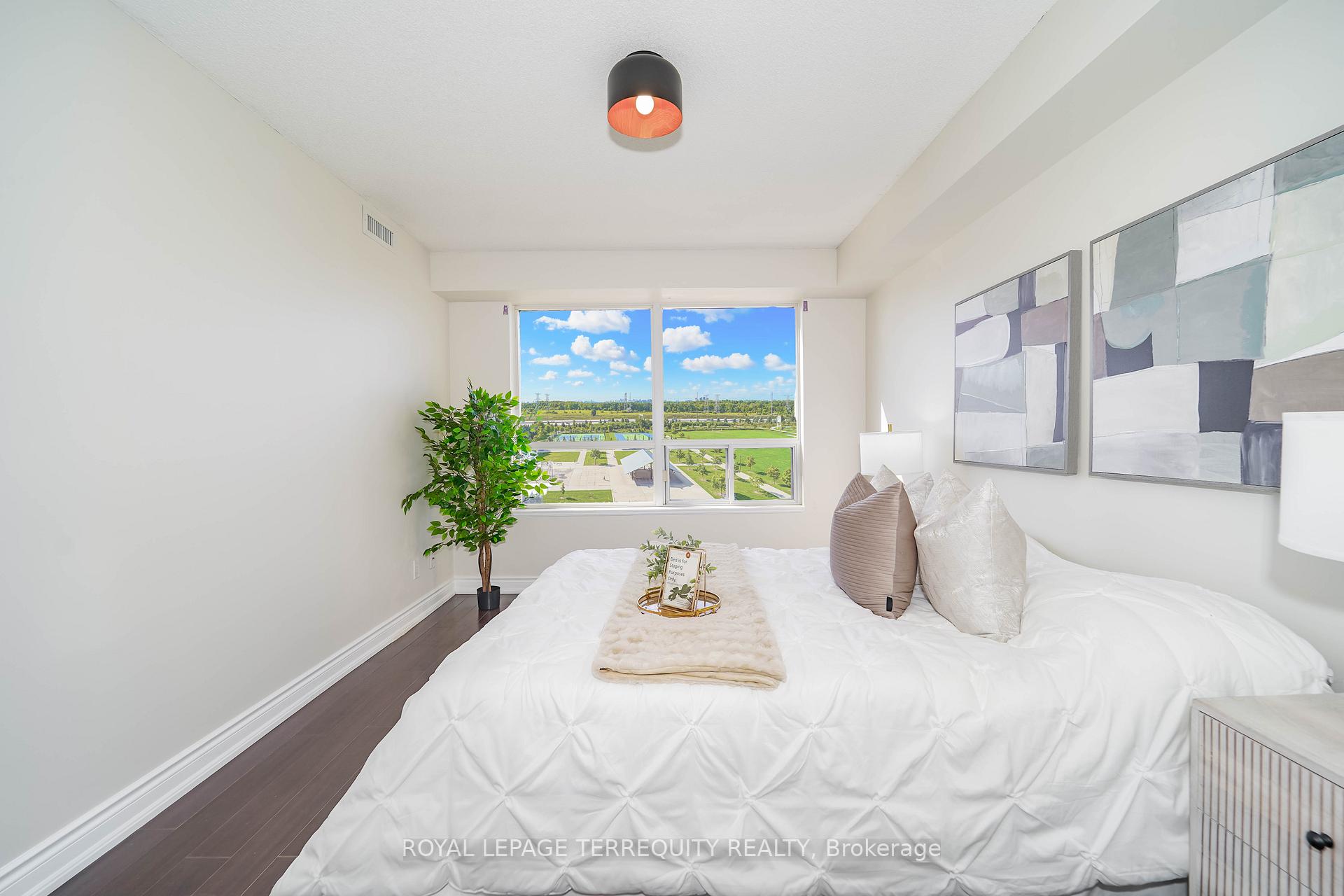 Photo 14 of Unit 1011, 39 Galleria Parkway, Markham, Commerce Valley — HOMEH