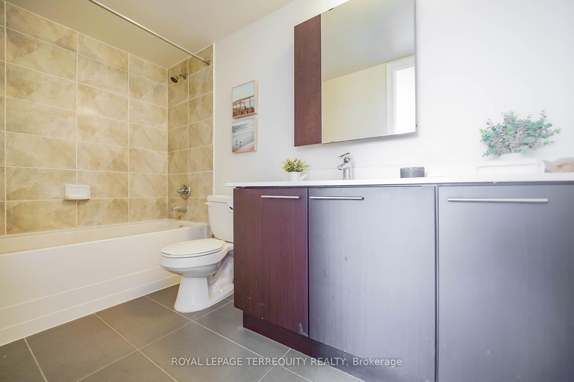 Photo 31 of Unit 1011, 39 Galleria Parkway, Markham, Commerce Valley — HOMEH