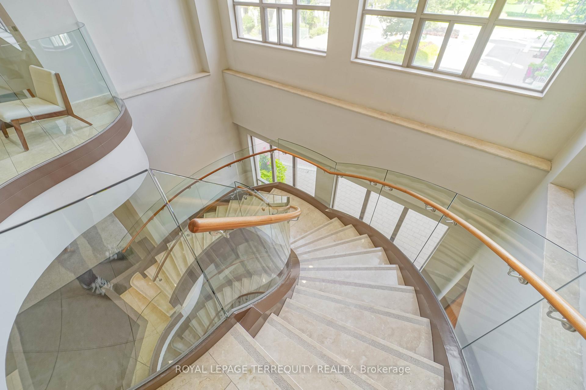Photo 21 of Unit 1011, 39 Galleria Parkway, Markham, Commerce Valley — HOMEH