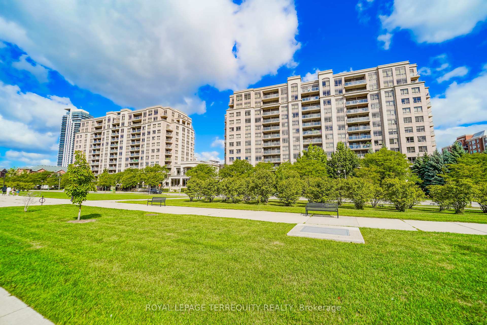 Photo 43 of Unit 1011, 39 Galleria Parkway, Markham, Commerce Valley — HOMEH