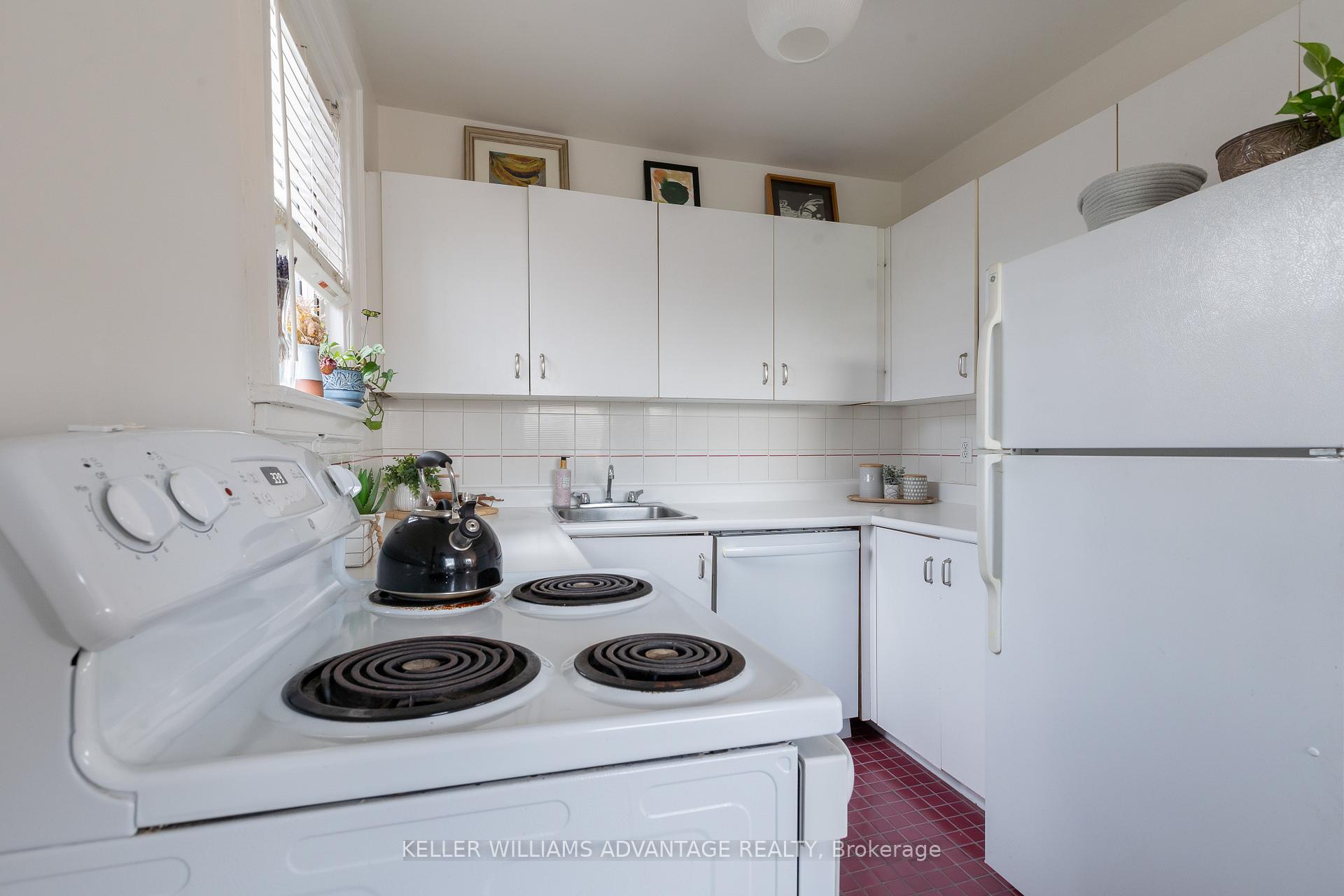 Photo 6 of Unit 18, 1646 Bathurst Street, Toronto, Humewood-Cedarvale — HOMEH