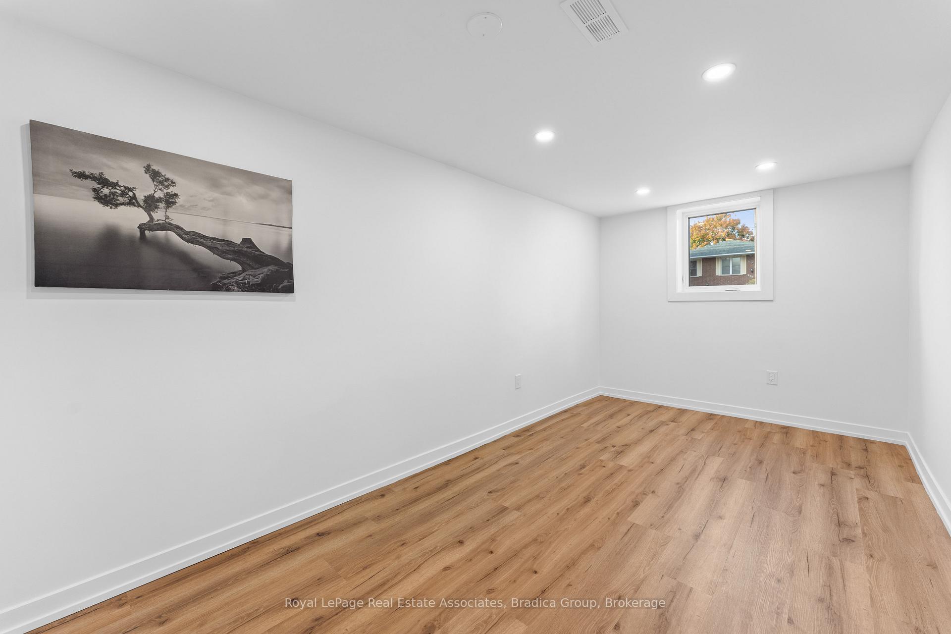 Photo 16 of Unit #Bsmt, 266 Carson Drive, Hamilton, Lisgar — HOMEH
