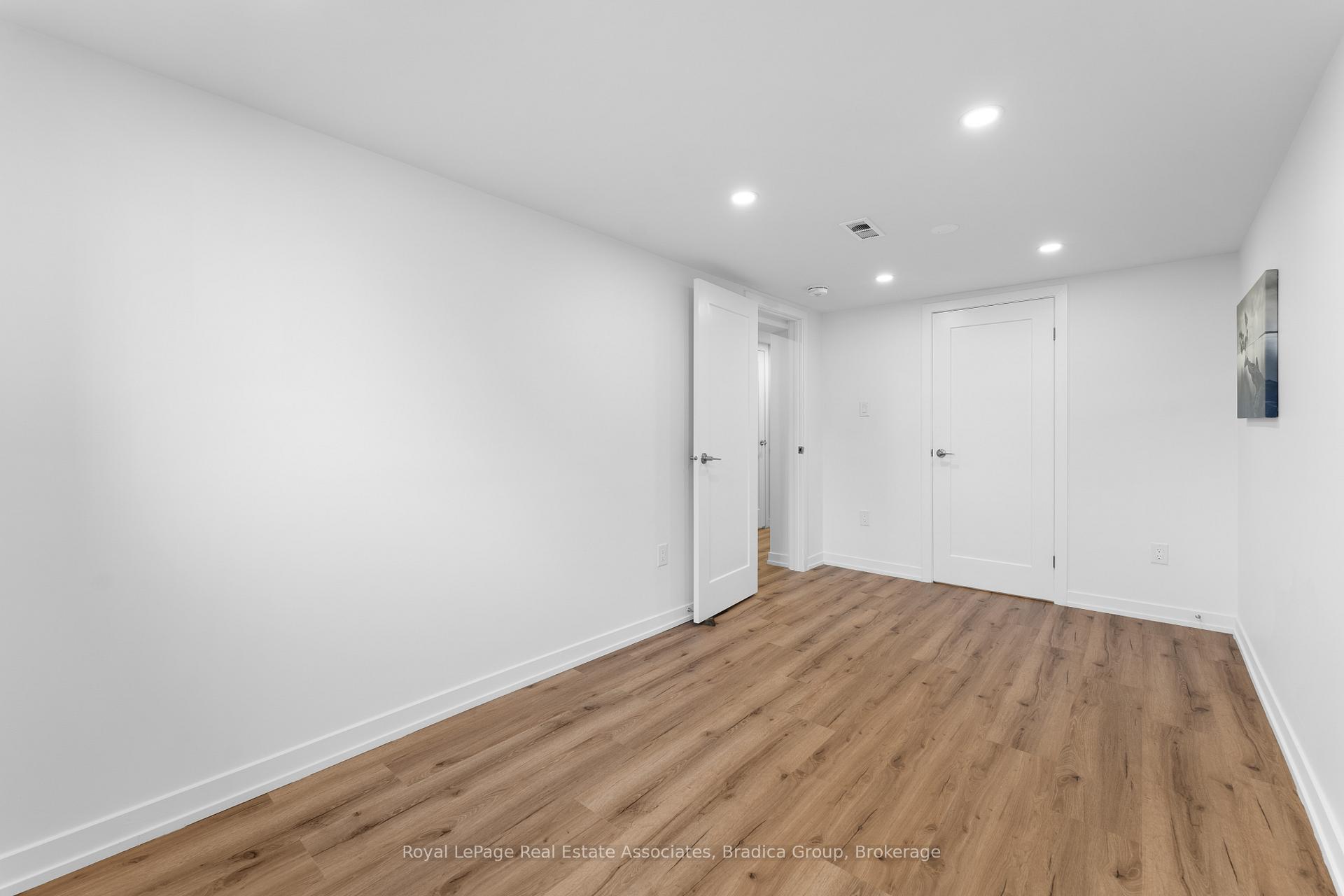 Photo 12 of Unit #Bsmt, 266 Carson Drive, Hamilton, Lisgar — HOMEH