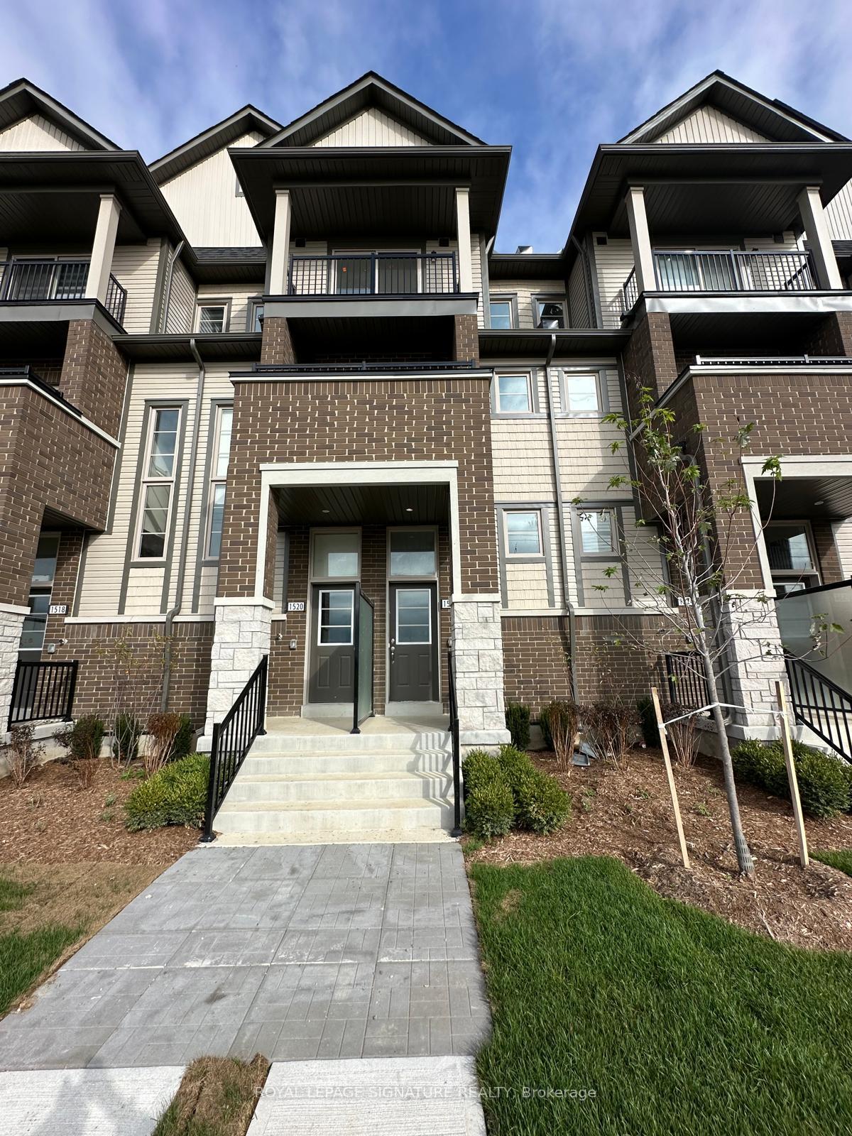 Front of 1522 Bloor Street