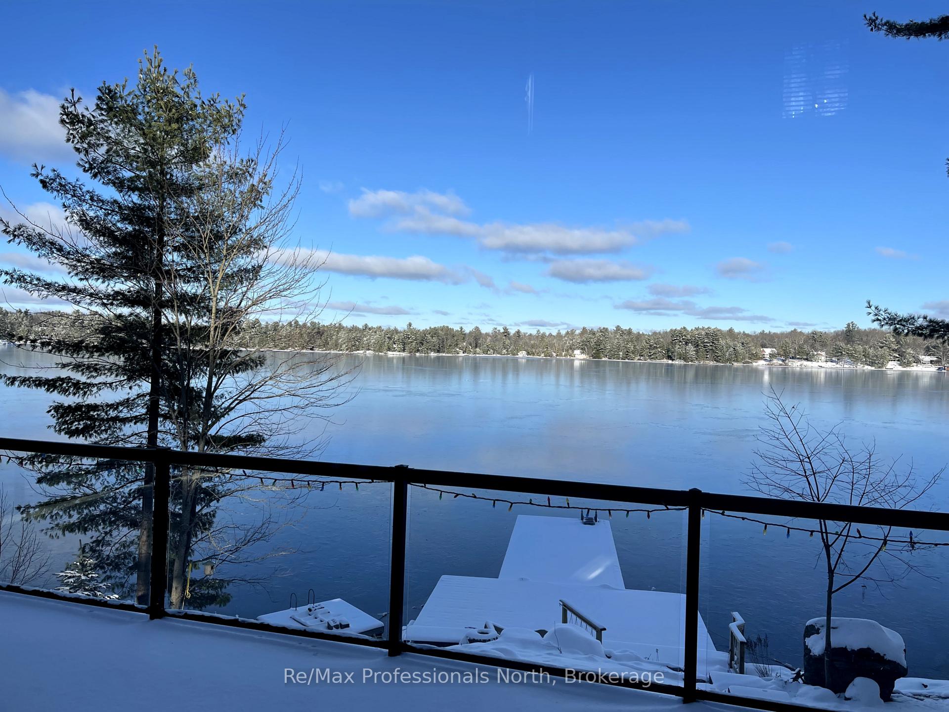 Photo 2 of 795 David Street E, Gravenhurst, Muskoka (S) — HOMEH