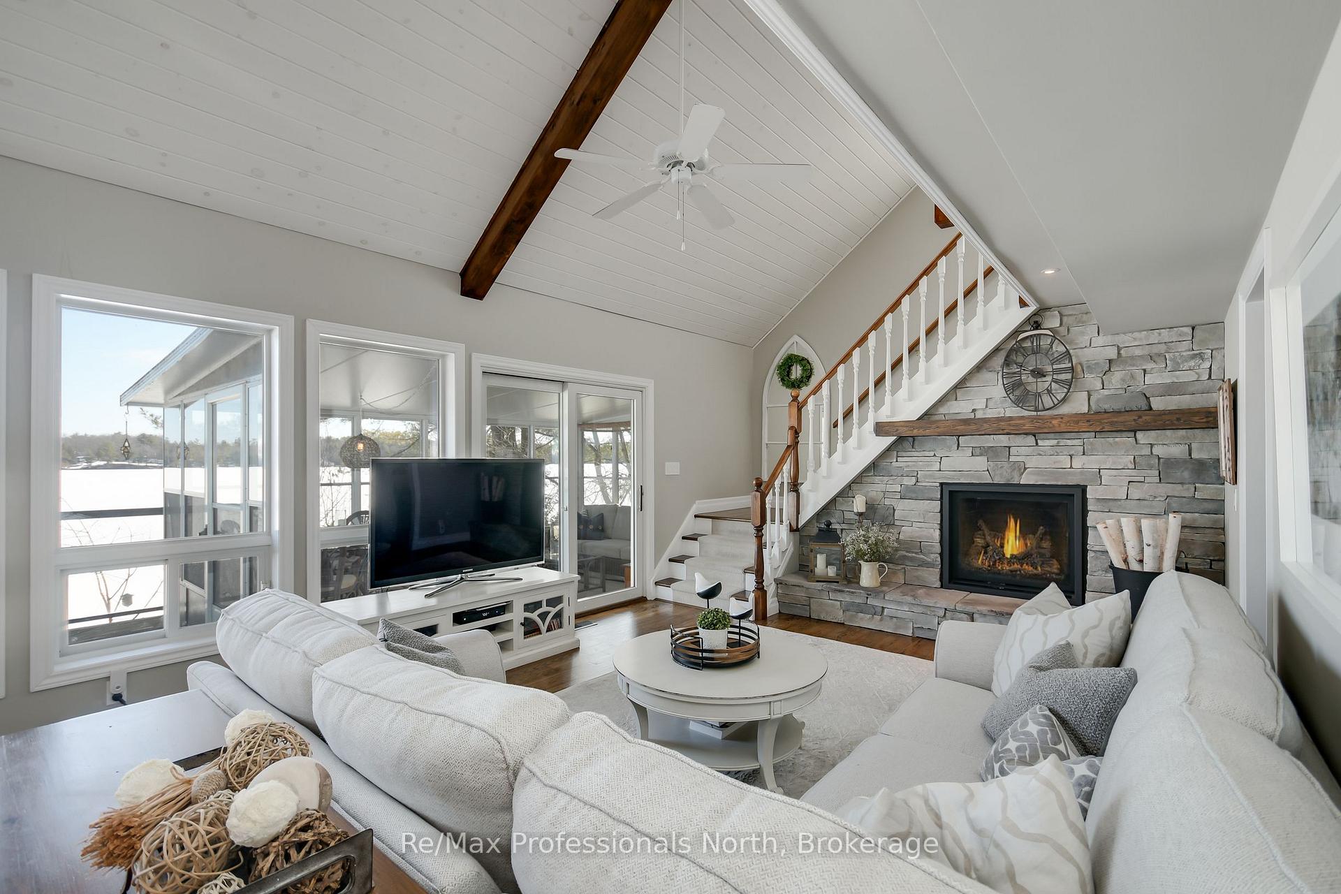 Photo 12 of 795 David Street E, Gravenhurst, Muskoka (S) — HOMEH