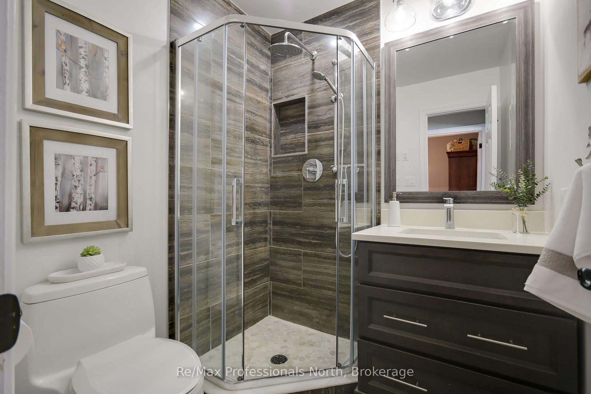 Photo 17 of 795 David Street E, Gravenhurst, Muskoka (S) — HOMEH