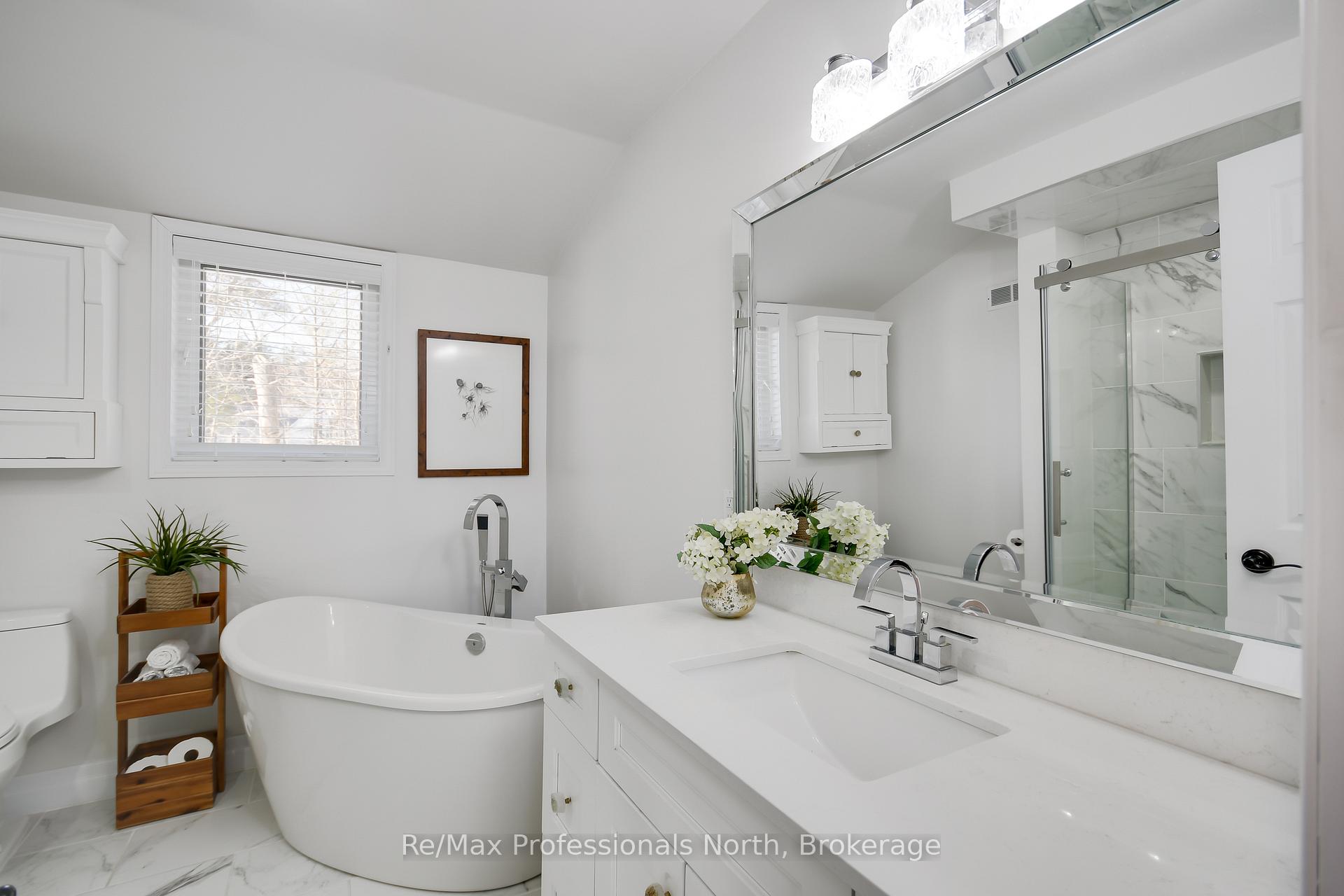 Photo 21 of 795 David Street E, Gravenhurst, Muskoka (S) — HOMEH