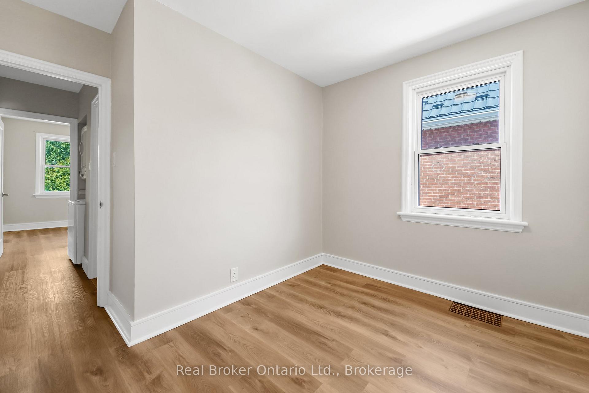 Photo 18 of Unit UPPER, 223 Bond Street N, Hamilton, Westdale — HOMEH