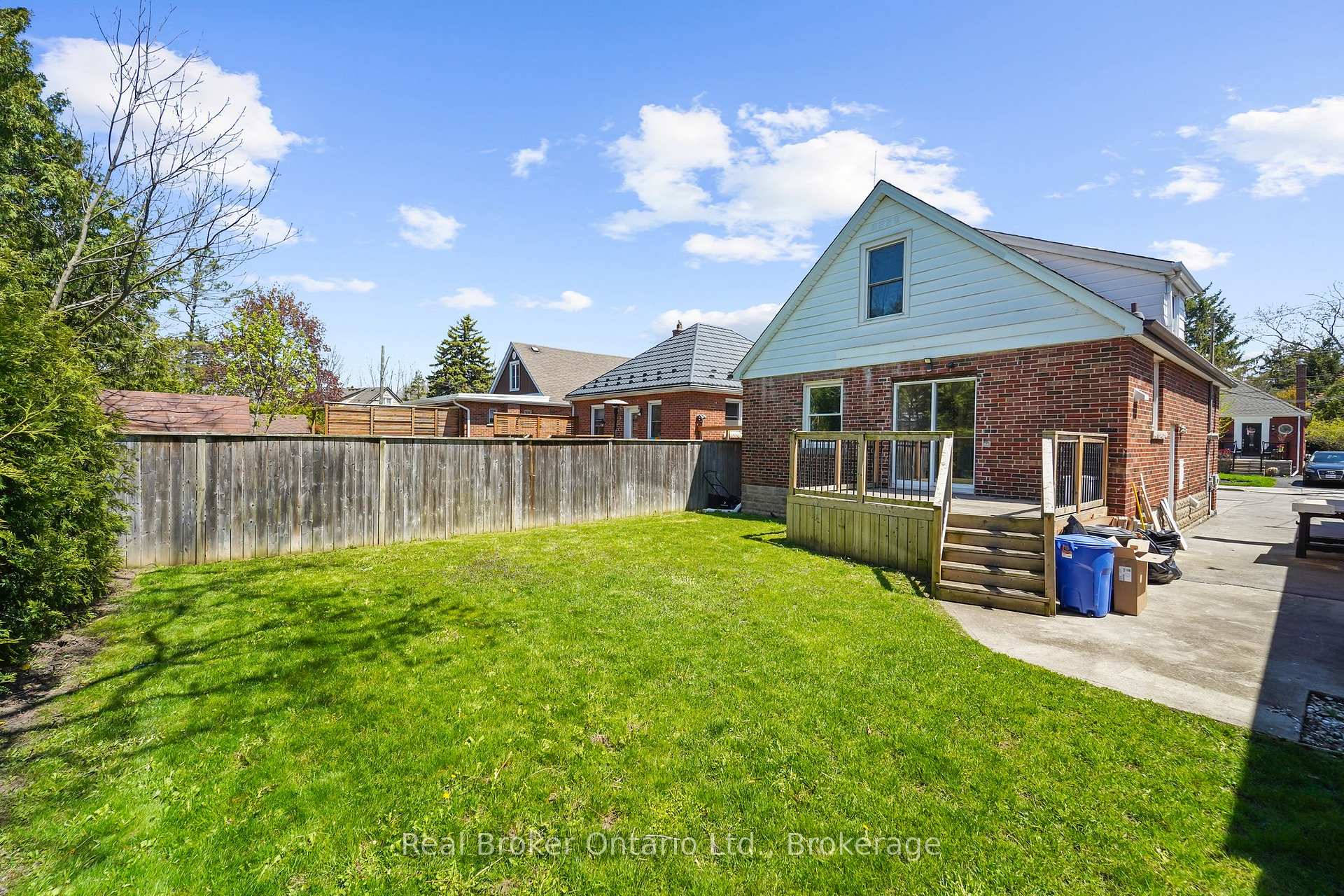 Photo 26 of Unit UPPER, 223 Bond Street N, Hamilton, Westdale — HOMEH