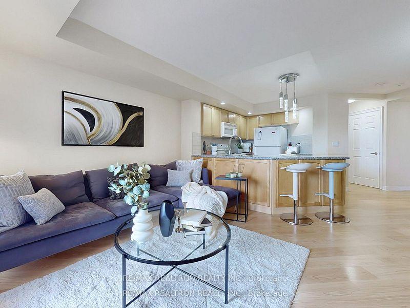 Photo 15 of Unit 334, 33 Cox Boulevard, Markham, Unionville — HOMEH