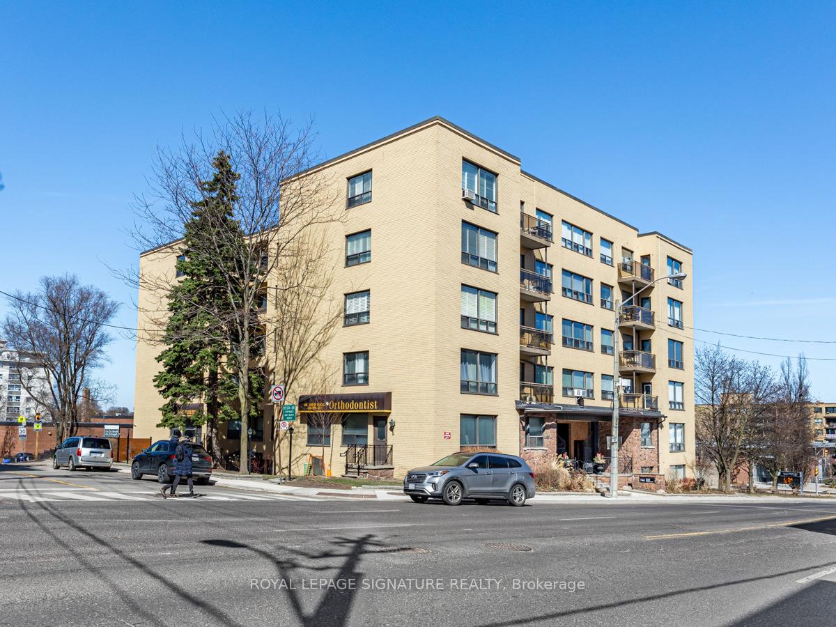 Front of Unit 206, 740 Eglinton Avenue W