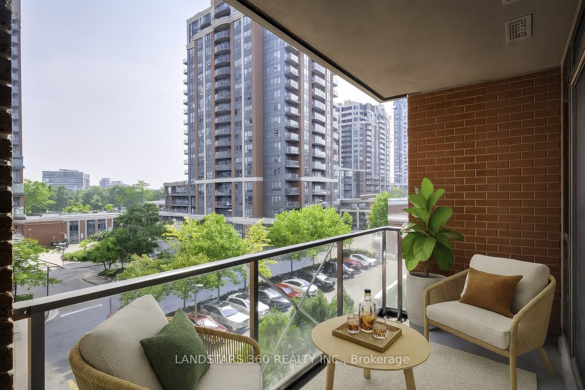 Photo 5 of Unit 529, 8228 Birchmount Road W, Markham, Unionville — HOMEH