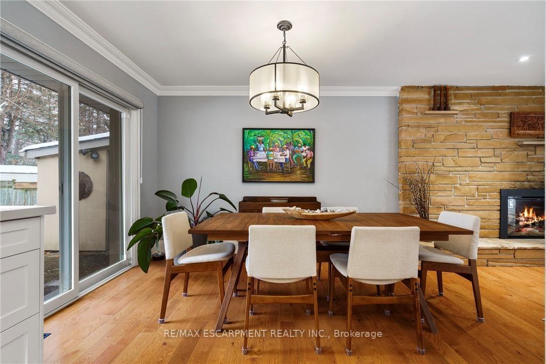 Photo 11 of 3 Hatfield Place, Hamilton, Dundas — HOMEH