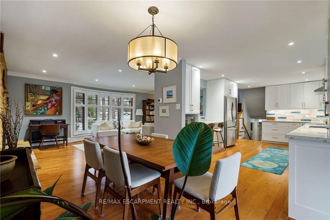 Photo 13 of 3 Hatfield Place, Hamilton, Dundas — HOMEH