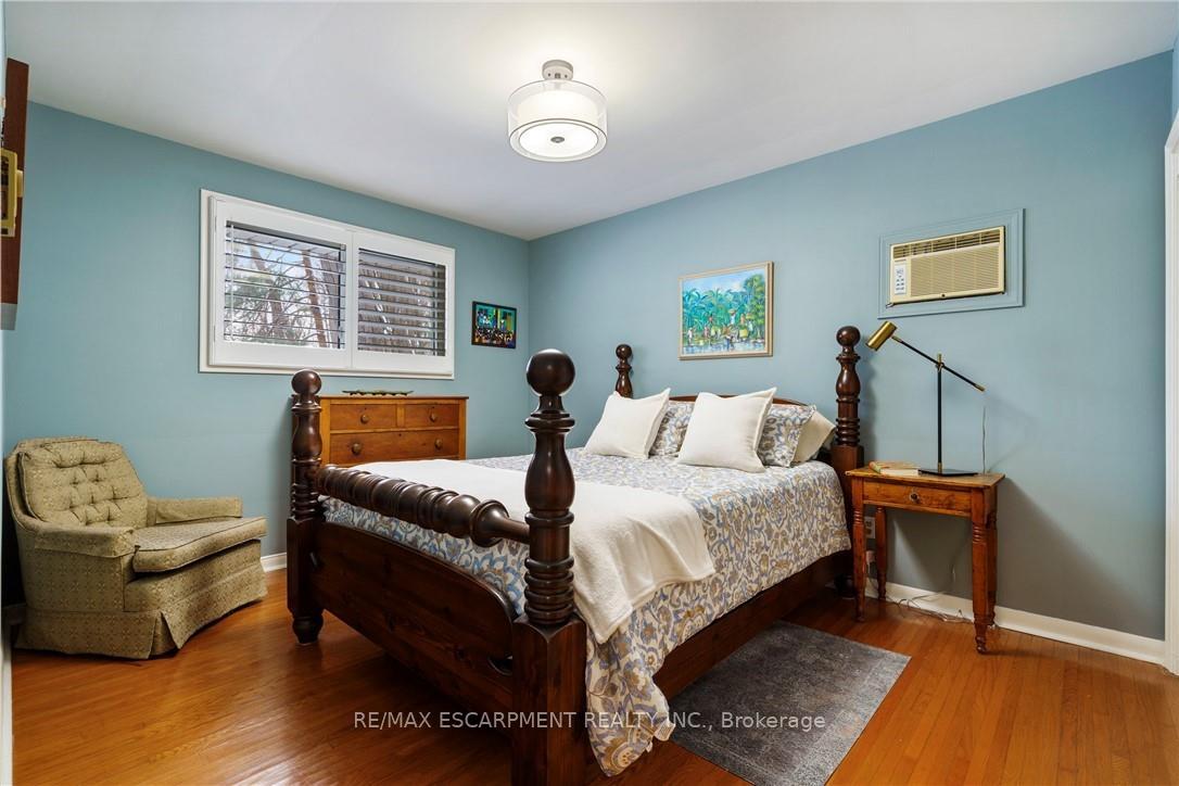 Photo 24 of 3 Hatfield Place, Hamilton, Dundas — HOMEH