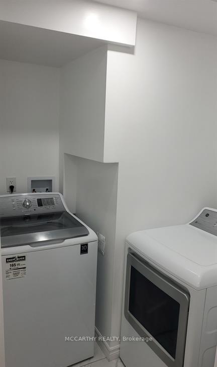 Photo 4 of Unit B, 612 Canfield Place, Shelburne — HOMEH