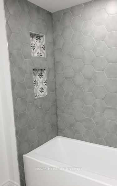 Photo 6 of Unit B, 612 Canfield Place, Shelburne — HOMEH