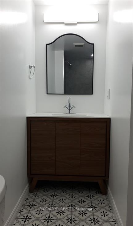 Photo 9 of Unit B, 612 Canfield Place, Shelburne — HOMEH