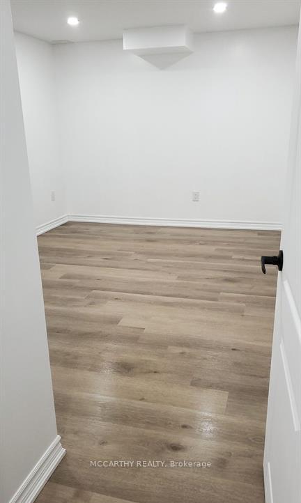 Photo 8 of Unit B, 612 Canfield Place, Shelburne — HOMEH