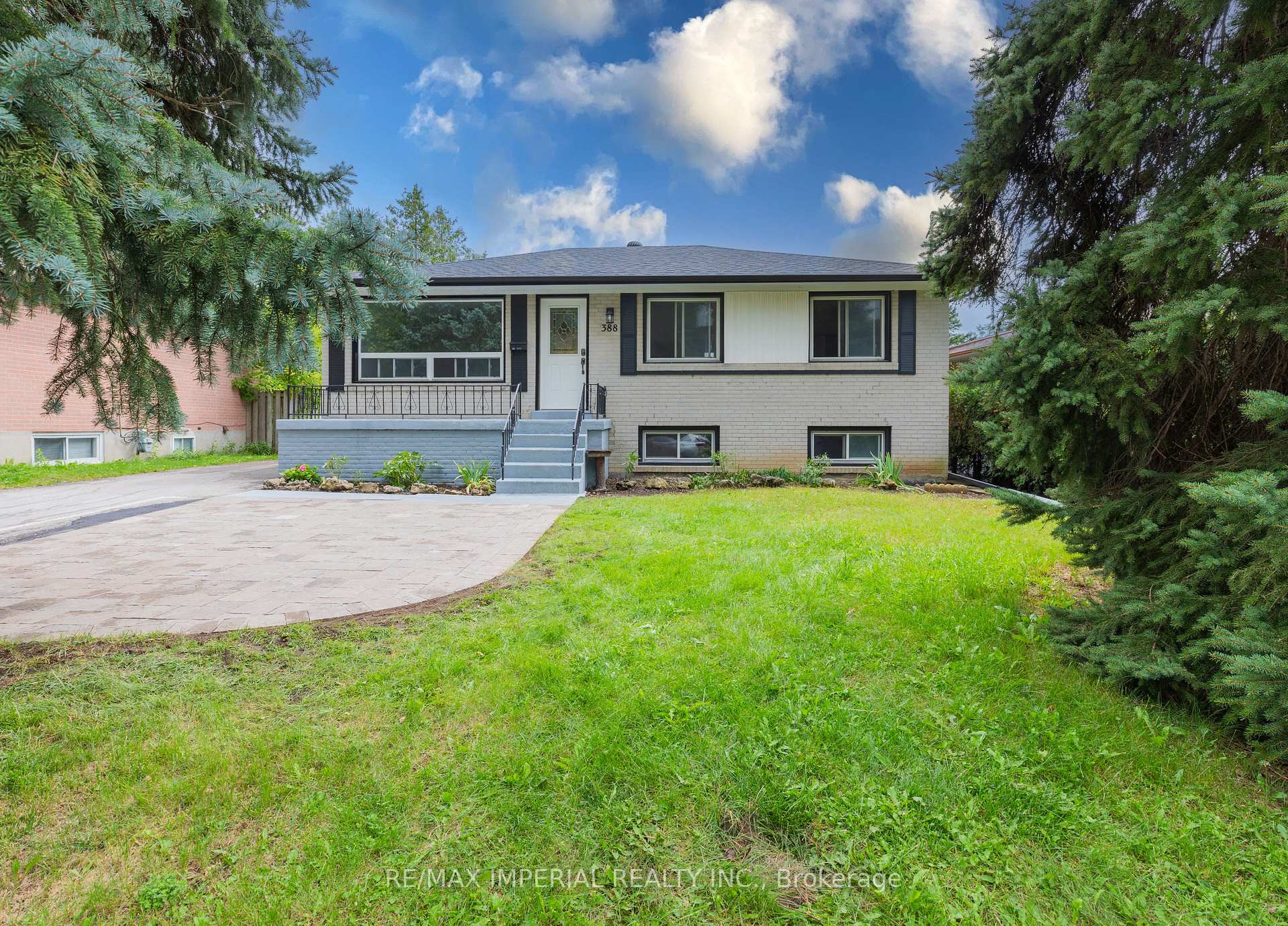 Front of Unit Main, 388 Becker Road