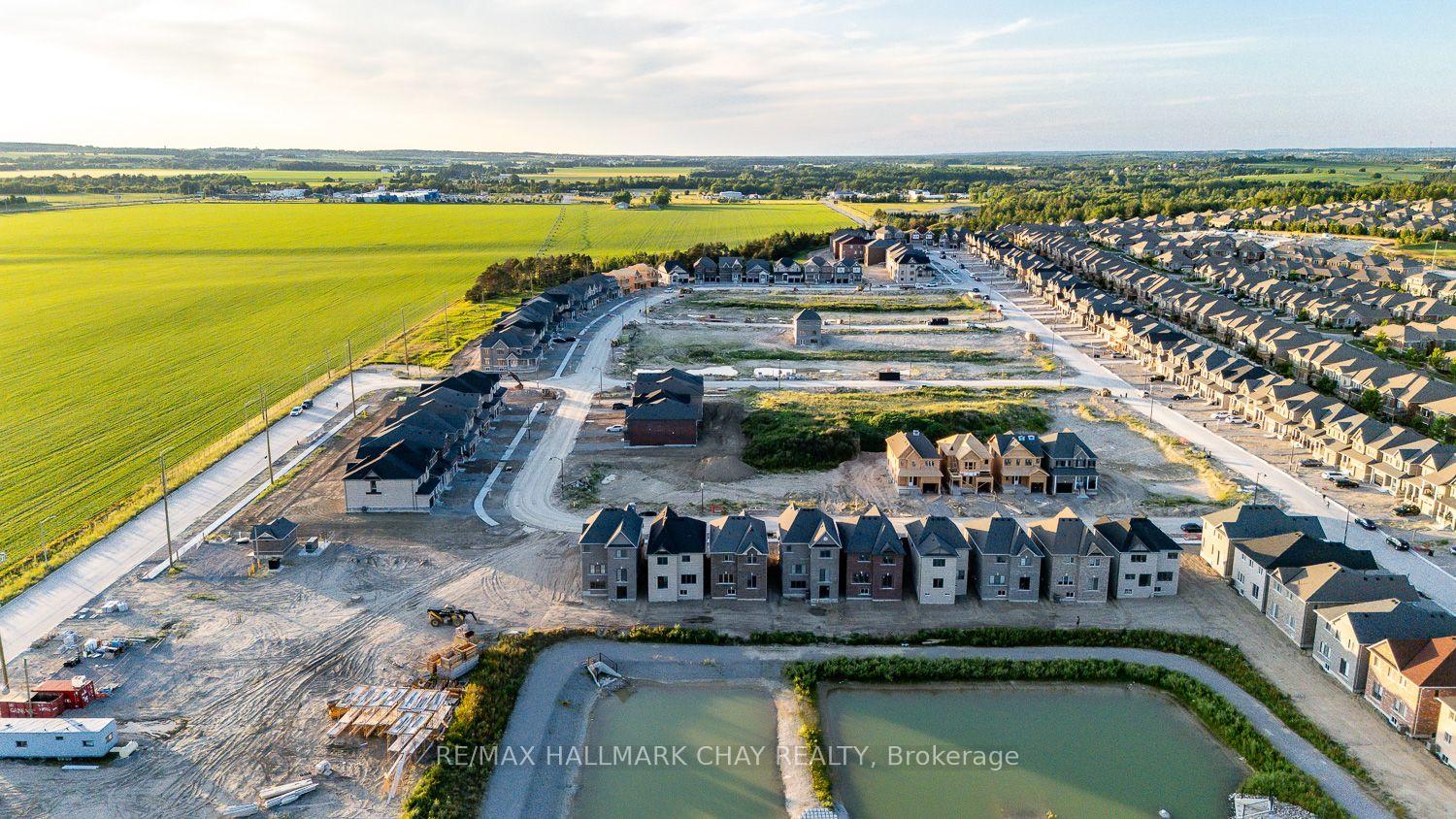 Photo 25 of 21 Fenn Crescent, New Tecumseth, Alliston — HOMEH