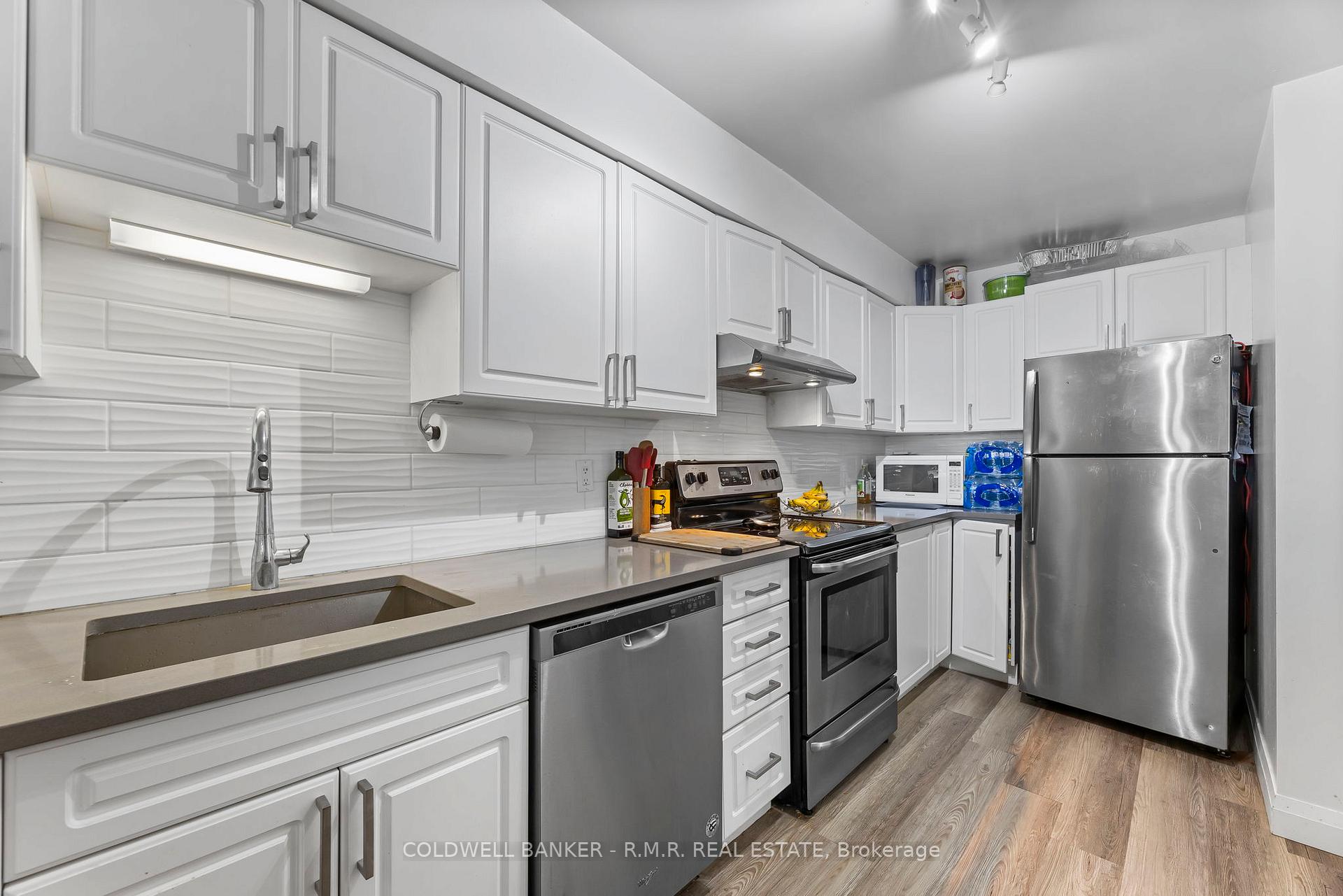 Photo 6 of Unit 301, 41 Ash Street, Uxbridge — HOMEH
